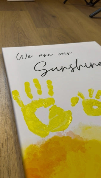 Obraz na płótnie — „We are our Sunshine” z zestawem do tworzenia wspomnień