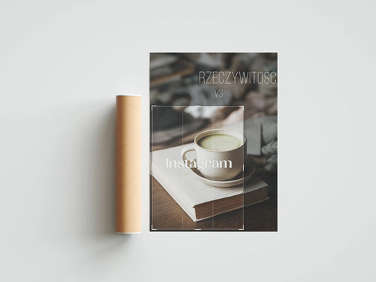 Plakat z napisami Instagram
