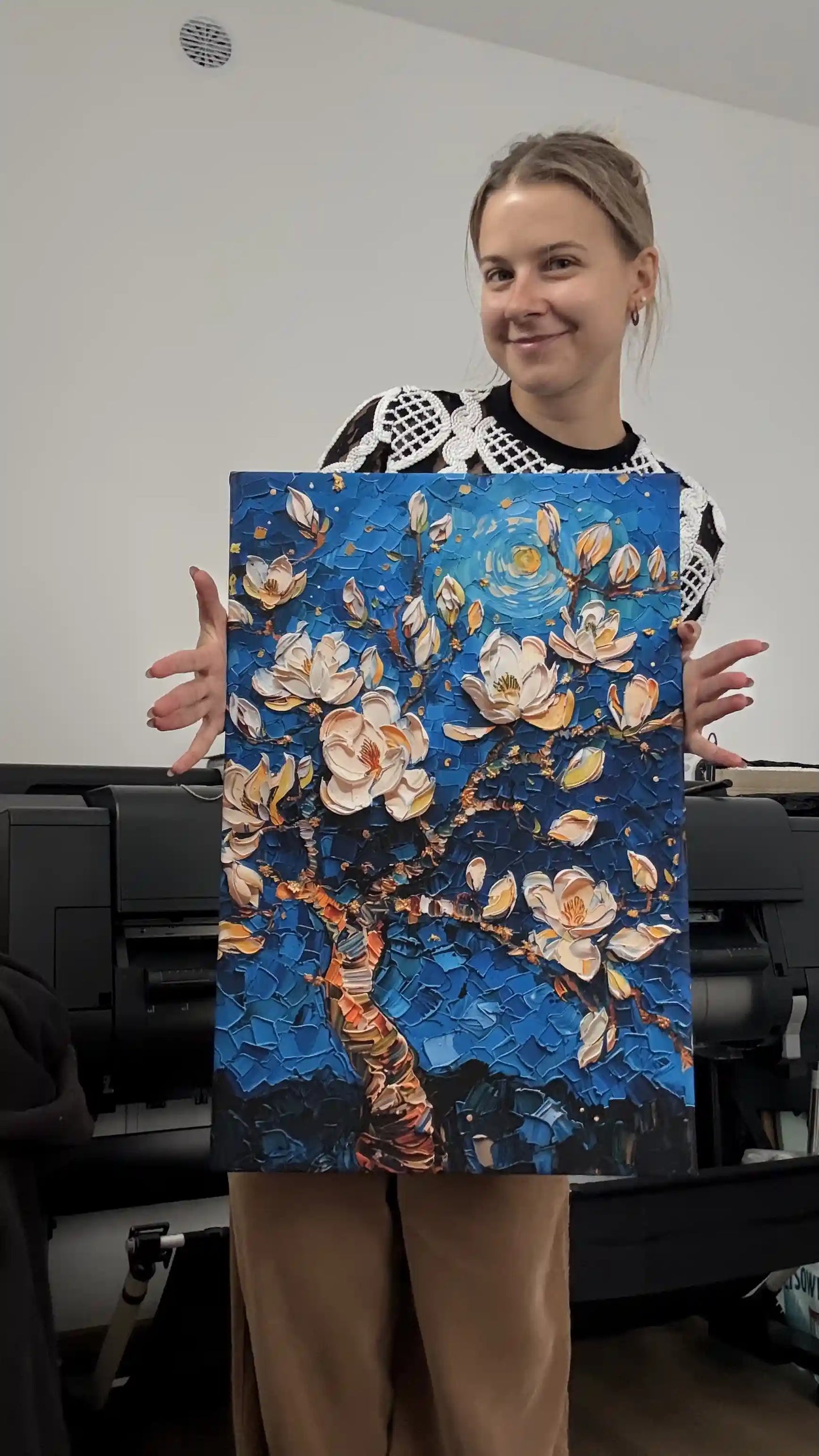 Obraz na płótnie Vincent van Gogh białe kwiaty na niebieskim tle
