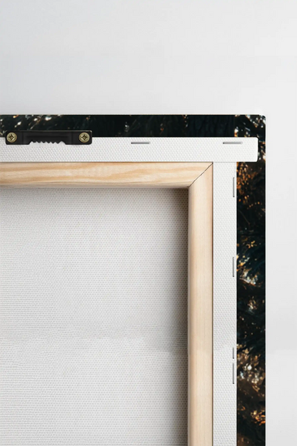 Obraz na płótnie — jeleń w porannej mgle wśród sosen